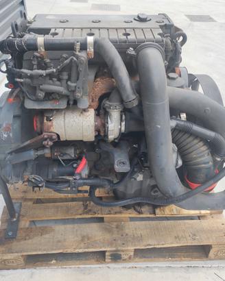 Motore Atego OM904 LA 150 cv Euro 4 Mercedes
