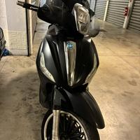 Beverly 300 police abs asr 2019