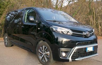 Proace Luxury 2021 2.0L 180CV 8 Posti Auto