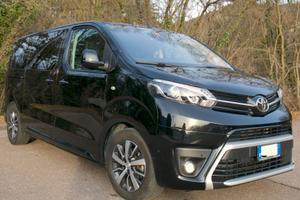 Proace Luxury 2021 2.0L 180CV 8 Posti Auto