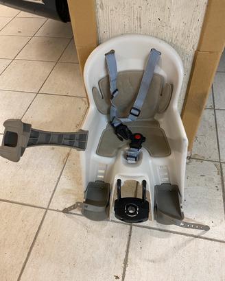 Sediolino anteriore per bici