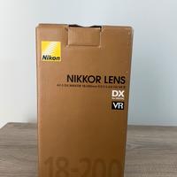 Obiettivo Nikon 18-200 ii vr scatola