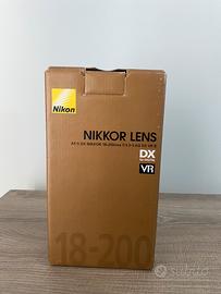 Obiettivo Nikon 18-200 ii vr scatola