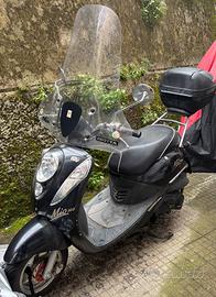 scooter Sym Mio 100