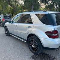 Mercedes ML 320