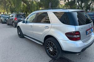 Mercedes ML 320