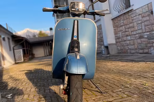 Vespa 50 Special