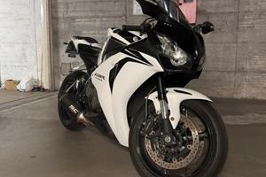 CBR 1000 rr fireblade - 2009 - 20.000 km