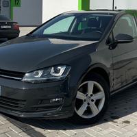 Volkswagen Golf 1.6 TDI 110 CV 5p. Highline BlueMo