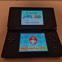 Nintendo DS Lite nera completa di scatola e giochi