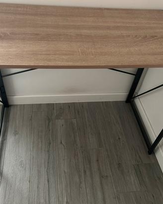 Scrivania stile industriale