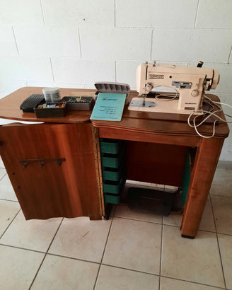 Macchina da cucire anni 60