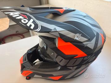 Casco Airoh