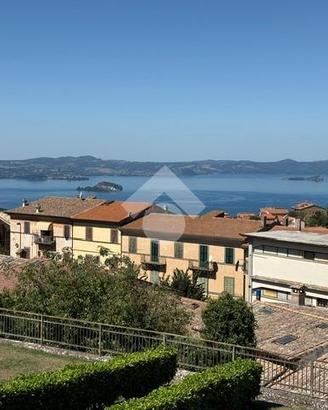 PALAZZO A MONTEFIASCONE