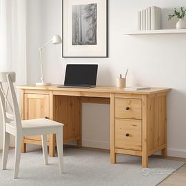 Scrivania Hemnes