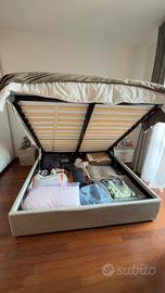Letto contenitore con comodino