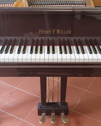 Pianoforte quarto di coda
