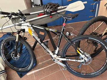 Bicicletta RockRider 8XC Racing