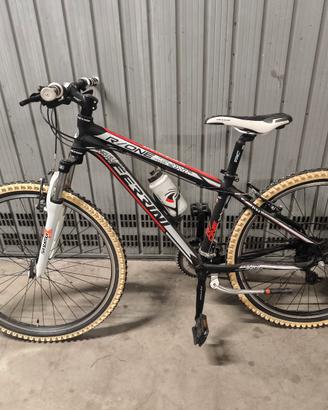 bicicletta mountain bike Ferrini R/ONE