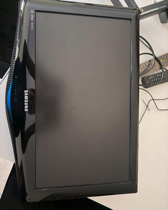 samsung 22” hd ready tv monitor hdmi LE22B350