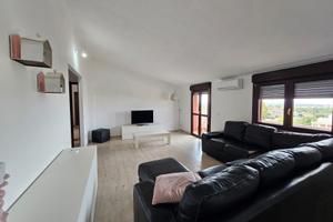 Trivano completamente ristrutturato