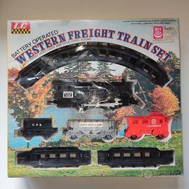 Trenino Western Freight Train Set
