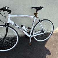 Bici da corsa ibrida