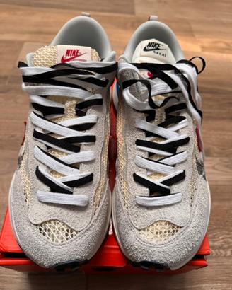 Nike Vaporeaffle Sacai Sport Fuchsia-Light Bone