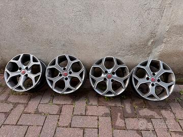 Cerchi in lega Reds R16