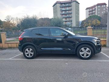 Volvo xc40 (2017-->) - 2019