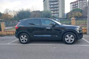 Volvo xc40 (2017-->) - 2019