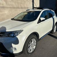 Rav 4 2.2 D AT AWD WHITE EDITION