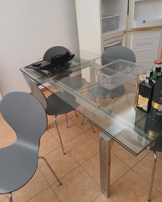 tavolo in vetro allungabile
