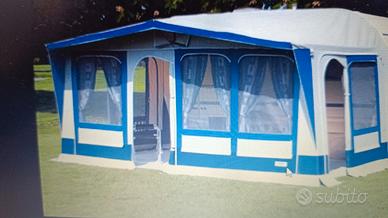 veranda con parete raterale 