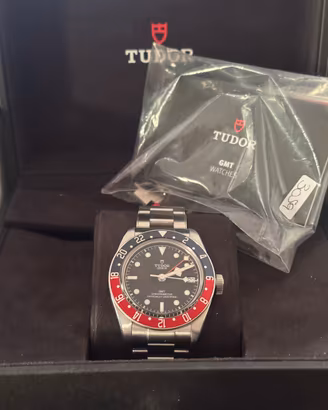 Tudor black bay gmt