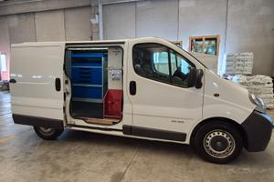 Nissan Primastar allestimento officina