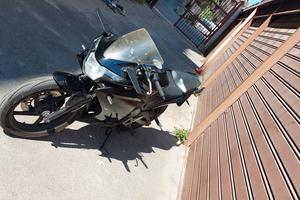 Honda  CBR 125 R  anno 2013