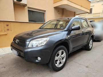 TOYOTA RAV4 2.2 D-4D 136CV 4WD PERMANENTE - 2007