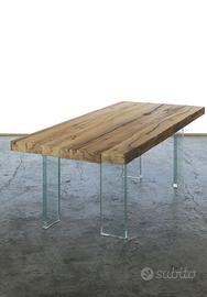 Tavoli da travi antiche di recupero