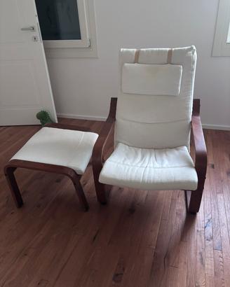 Sedia e poggiapiedi Ikea