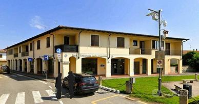 Appartamento di 98 m² con 3 locali e box auto a Ca