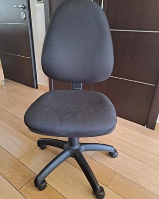 sedia ufficio o cameretta con rotelle