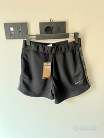 Nike pantaloncini donna vita alta