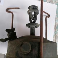 Fornello da campo antico