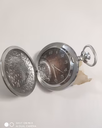 Orologio vintage russo Molnija