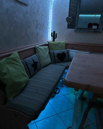 Mobile Bavarese/Tirolese