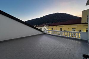 4 LOCALI A VIETRI SUL MARE