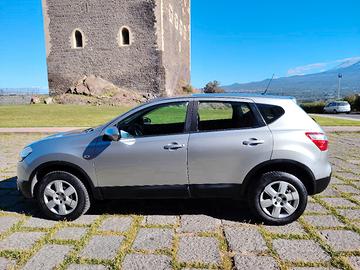 Nissan Qashqai 2012 