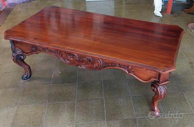 Tavolino in legno massello