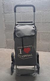 Carrello Portaspese di colore grigio